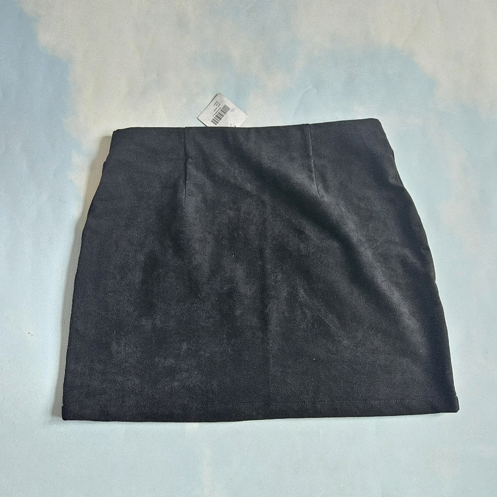 Black Suede Double Zipper Mini Skirt - Picture 6 of 7